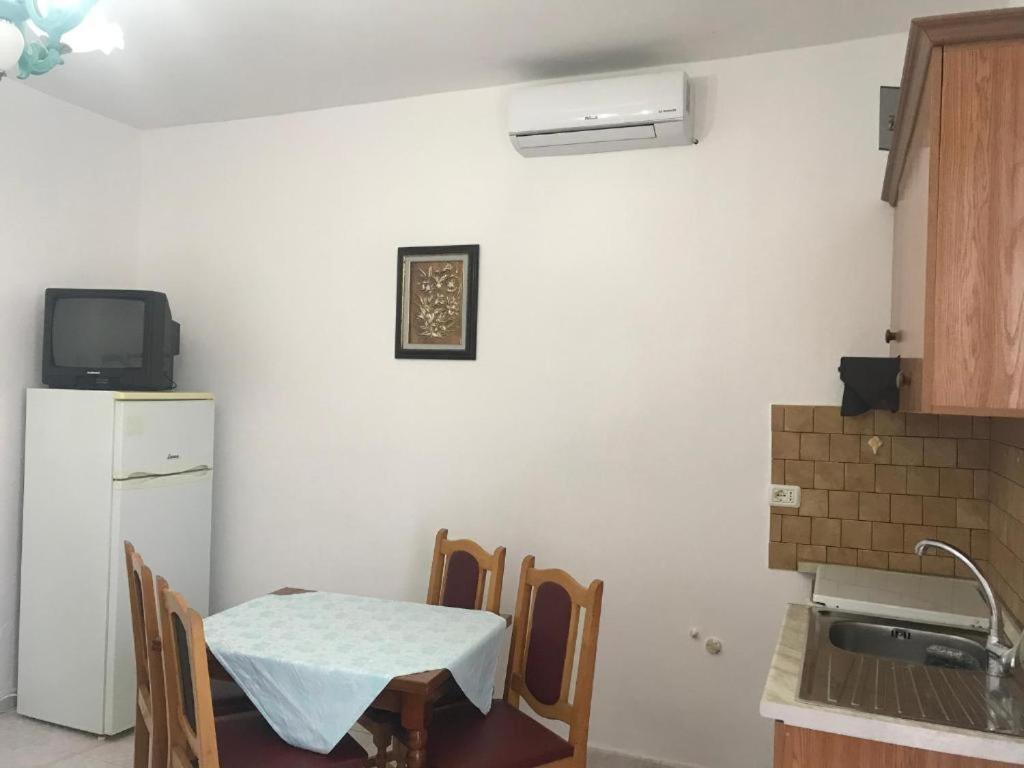 Colombo 호텔 Vlorë 외부 사진