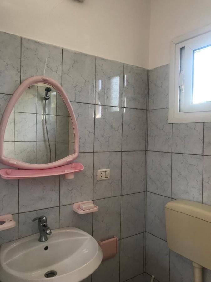 Colombo 호텔 Vlorë 외부 사진