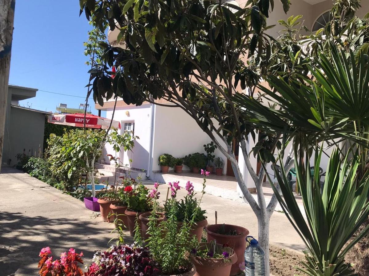 Colombo 호텔 Vlorë 외부 사진